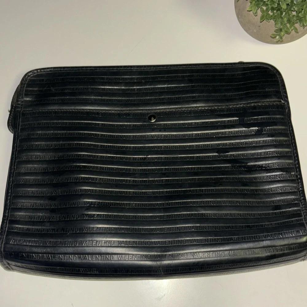 MARIO VALENTINO VINTAGE HAND BAG